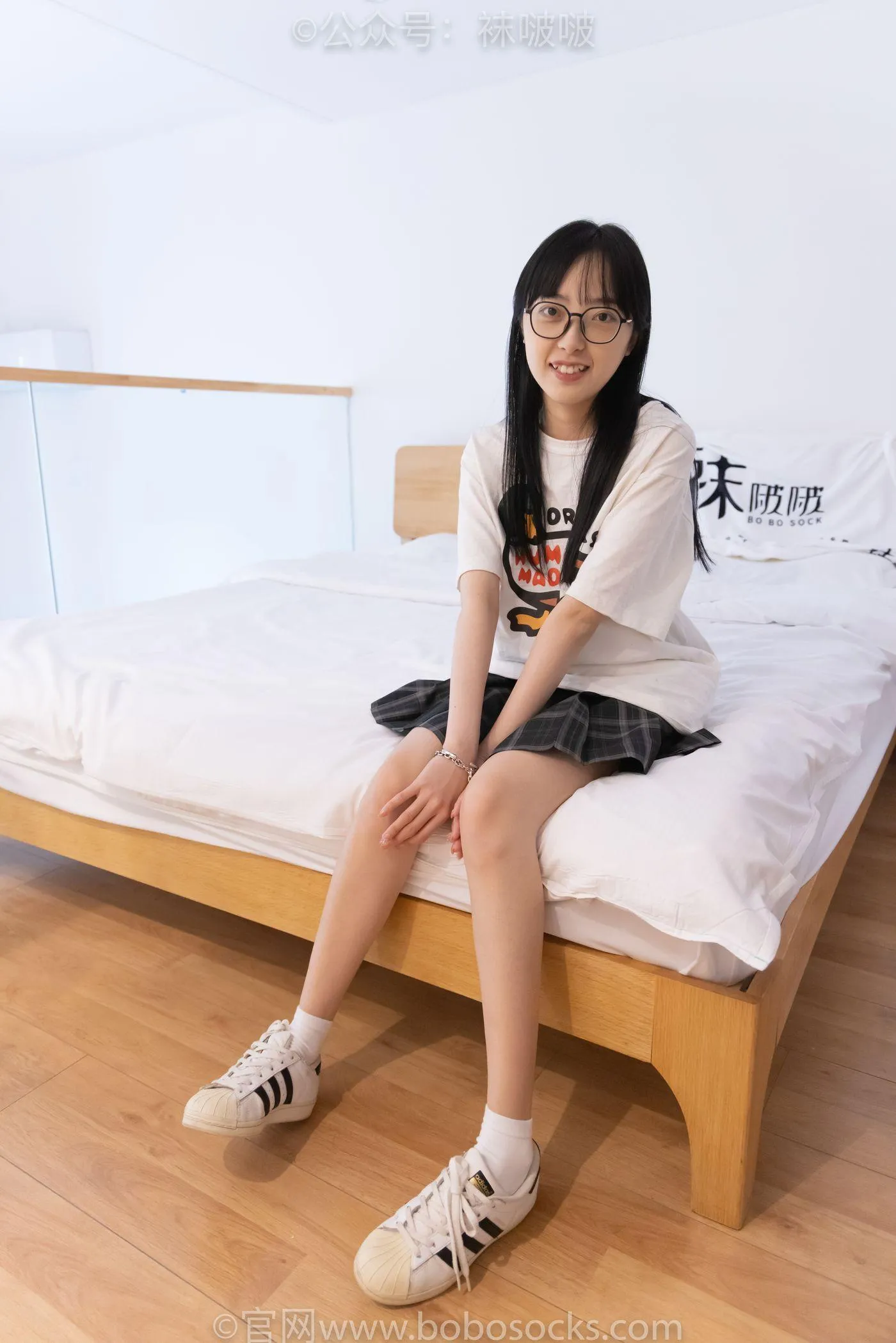 [BoBoSocks袜啵啵]NO.073 稚予-贝壳头、白棉袜、裸足 [145P]插图1